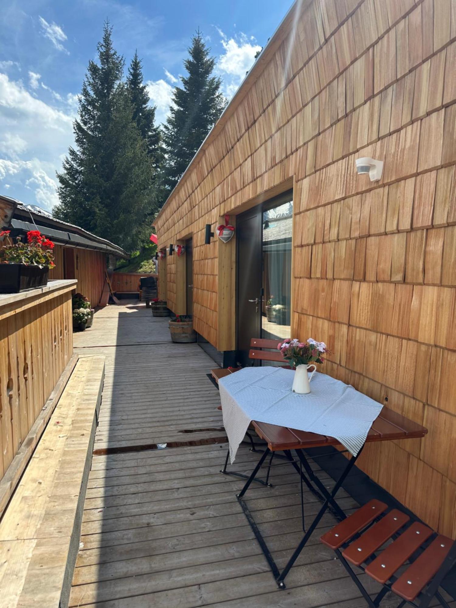 Hotel Peer Alm Navis Exterior foto